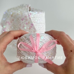 Пайетки на хлопке 3+6 мм. цвет 155 белая нить, прозрачные розовые пайетки с желтым отливом