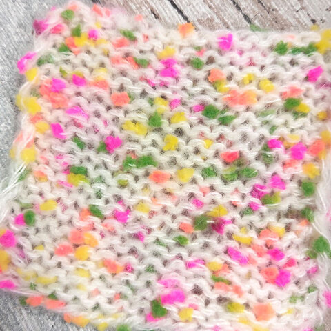 Смотка с кидмохером 225 белый с крапинками