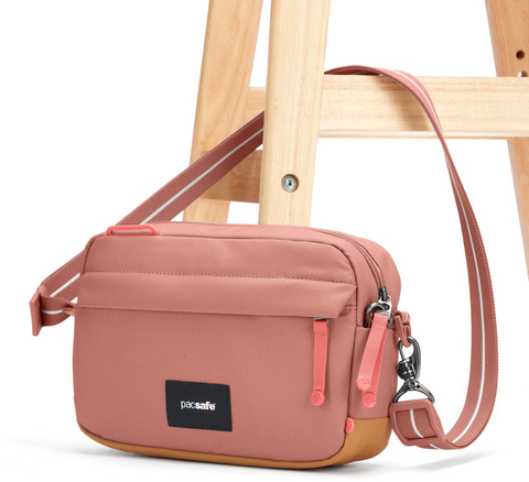 Картинка сумка городская Pacsafe GO Crossbody розовый - 5