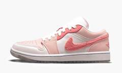 Air Jordan 1 Low SE WMNS "Mighty Swooshers Pink"