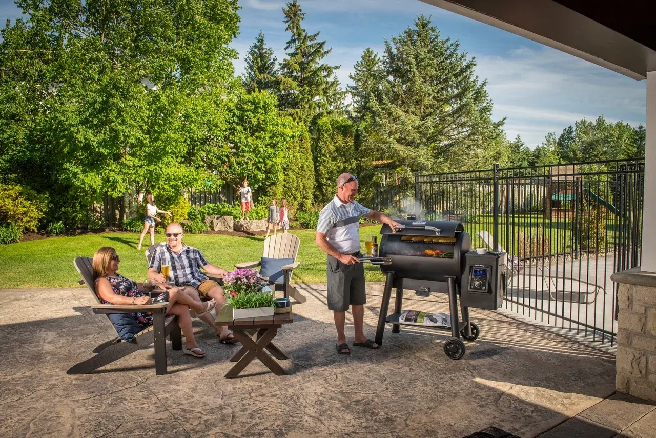 Гриль пеллетный Broil King REGAL PELLET 500