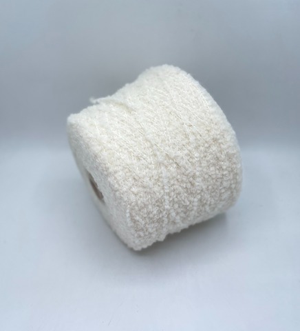 Pecci filati (пр.Италия),art. Spuma melange, 260/100гр, 39% Шерсть, 22% Альпака, 25% Акрил, 13% Полиамид,1% Эластана, цвет-Молочный. арт.36750