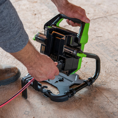 LED-прожектор Greenworks G24WL 24V (2000Лм) с гибридным питанием, без АКБ и ЗУ