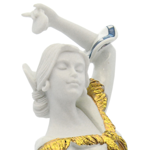 Статуэтка Испанская грация перламутр Nadal