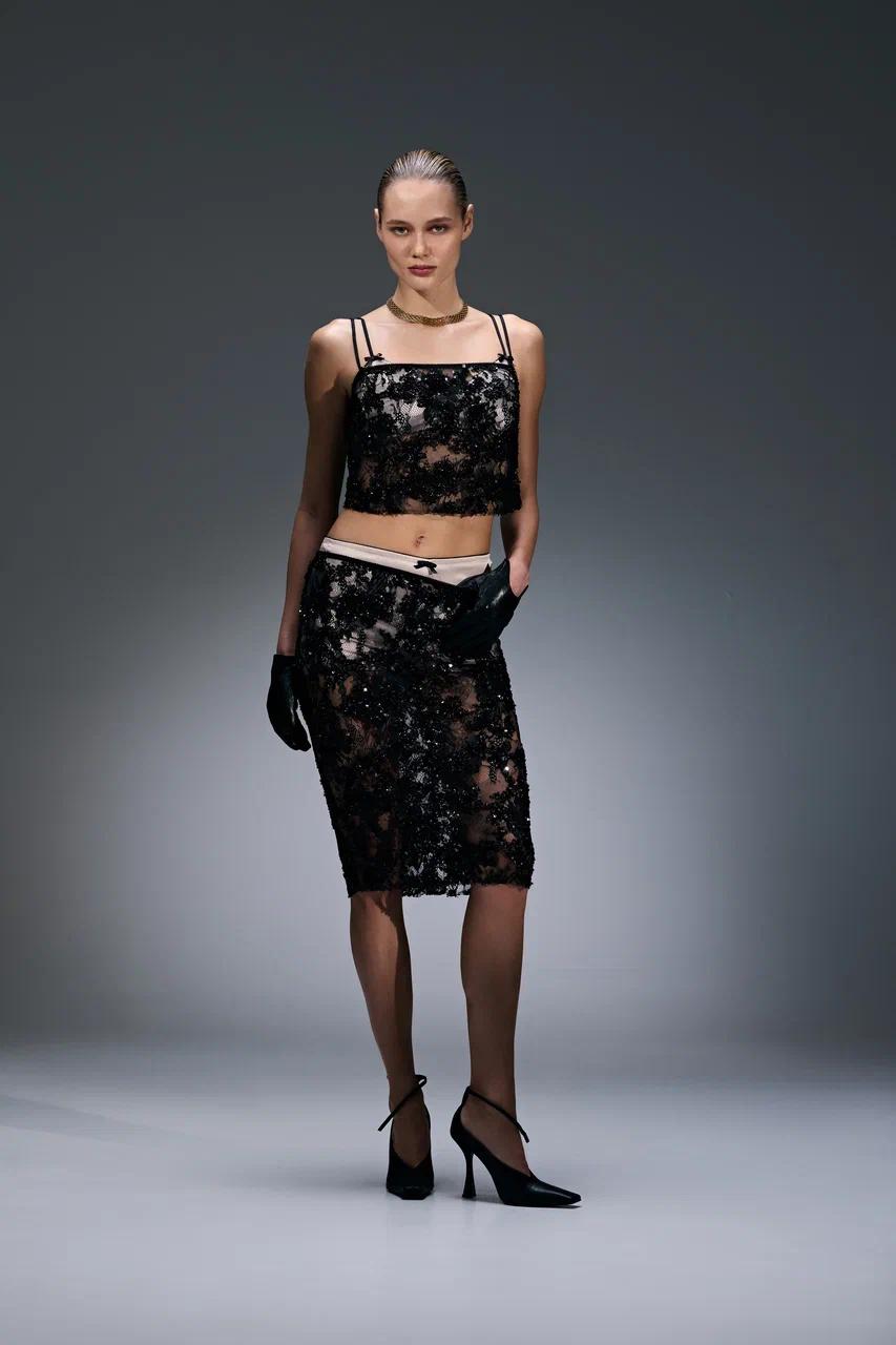 related_product.title