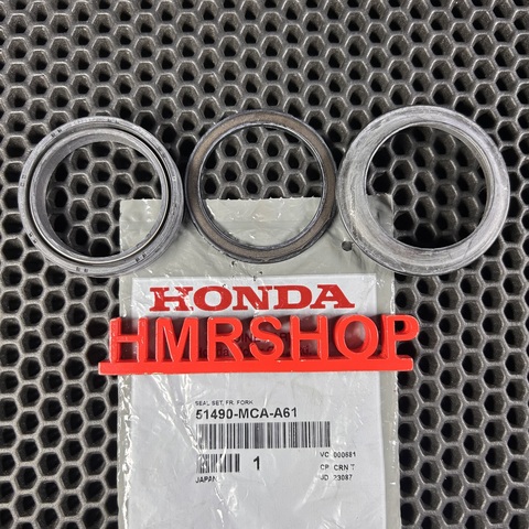 Honda Сальник + пыльник пера 45х57х11 + доп. сальник / GL 1800 06-10 / 51490-MCA-A61