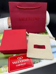 podarochnaya-korobka-komplekt-upakovki-dlya-ukrashenij-valentino