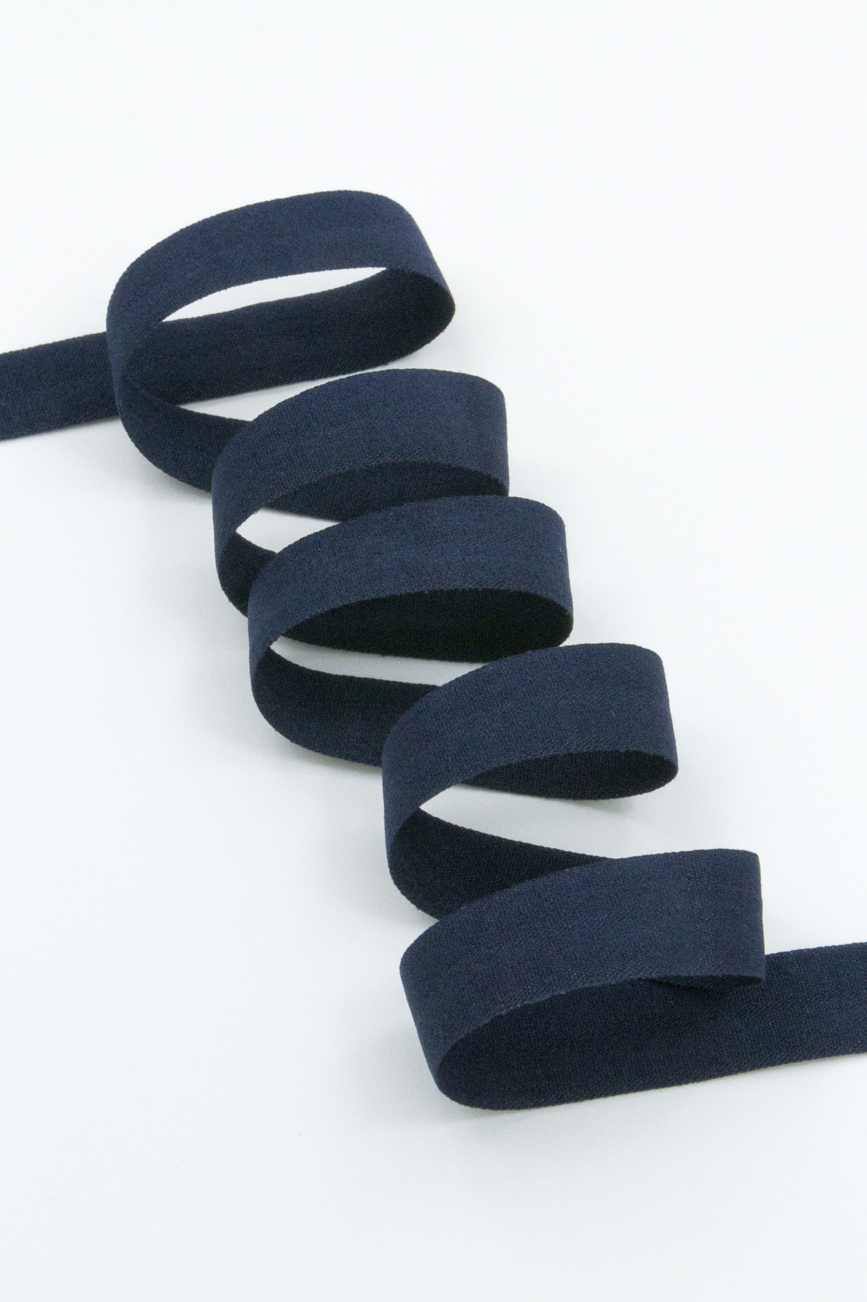 Бейка эластичная 15 мм матовая темно-синяя