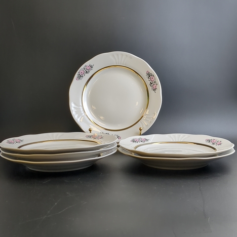 Тарелки десертные набор из 6 штук, фарфор, деколь, цветы, золочение, винтаж времен СССР, Рига, Рижский ФФЗ 1970-1980 гг