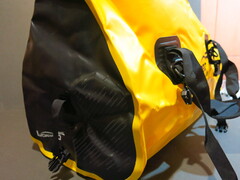 Водонепроницаемая сумка LOBOO 66 л желтая