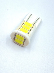 Лампа светодиодная бесцокольная T10 8 SMD Аналог W5W Свет белый 9/32V