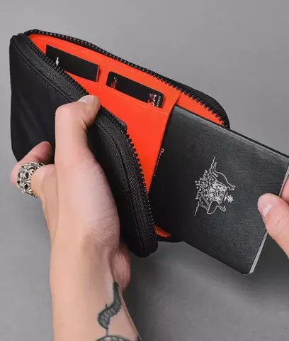 Alpaka Zip Travel Wallet