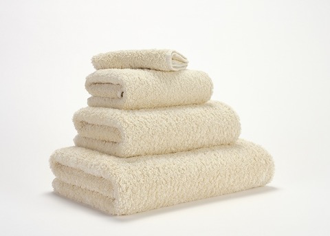 Полотенце 70х140 Abyss & Habidecor Super Pile 101 ecru