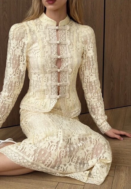 Жакет из кружева молочный