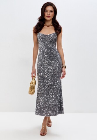 Платье мидакси с пайетками