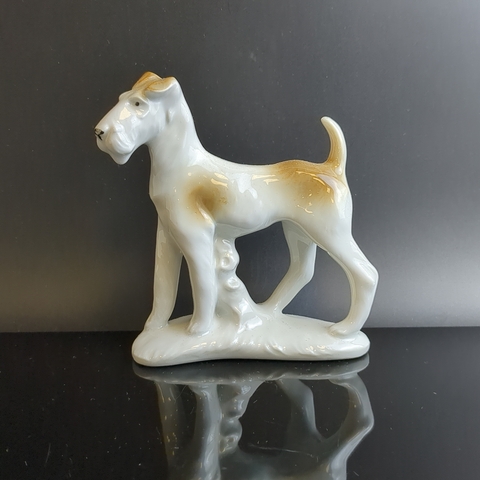 Статуэтка "Фокс-терьер", фарфор