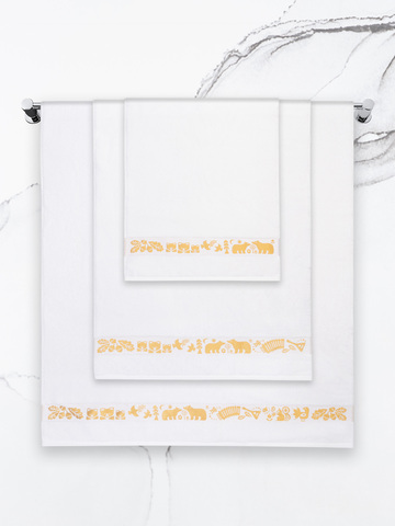 Полотенце махровое с жаккардовым золотистым бордюром «Золотая Дубрава» белого цвета