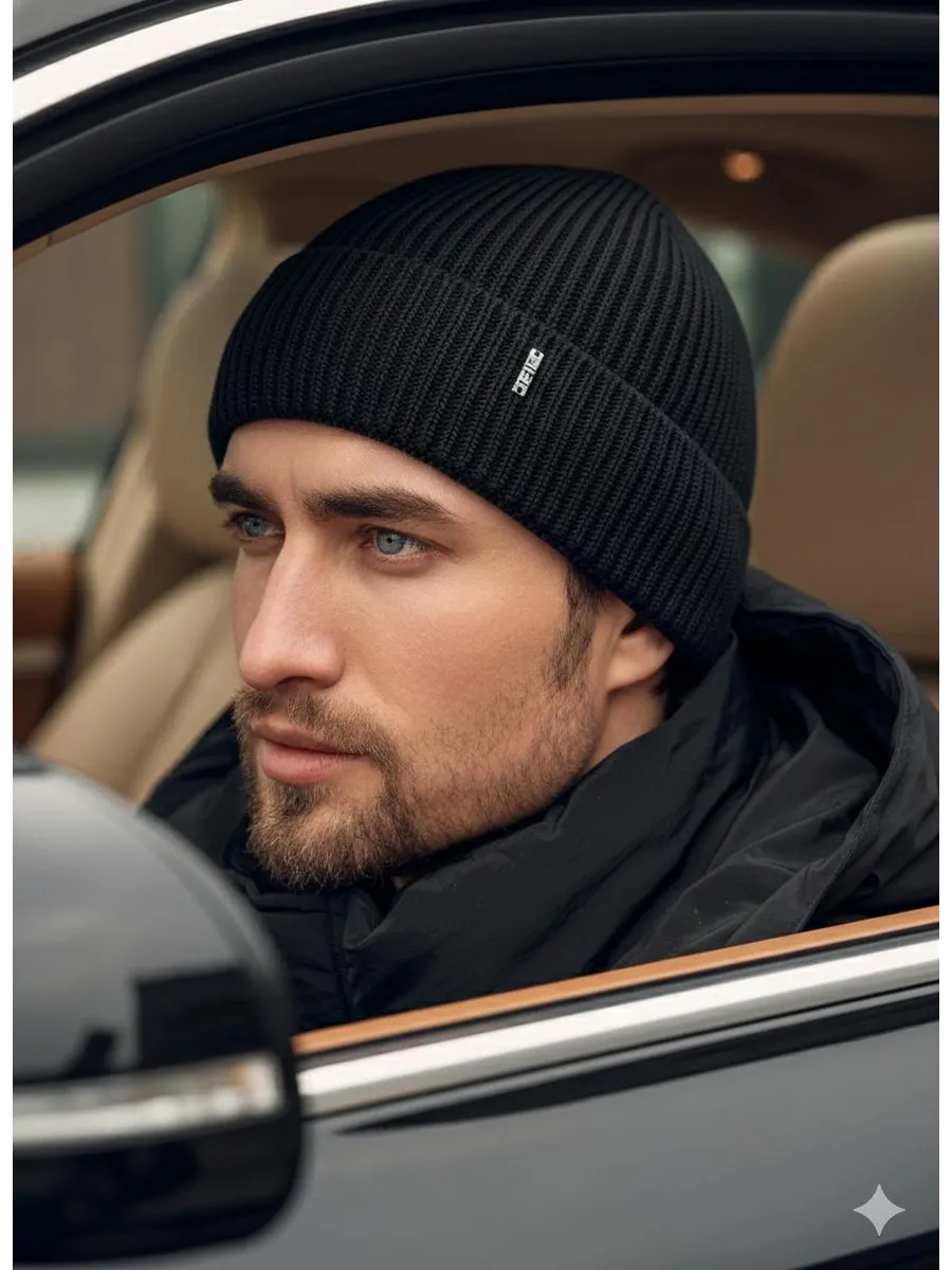 Шапка зимняя на флисе вязаная осень