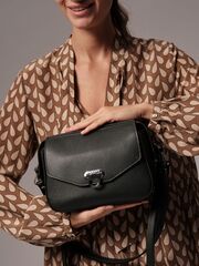 Сумка кожаная через плечо темно-зеленая