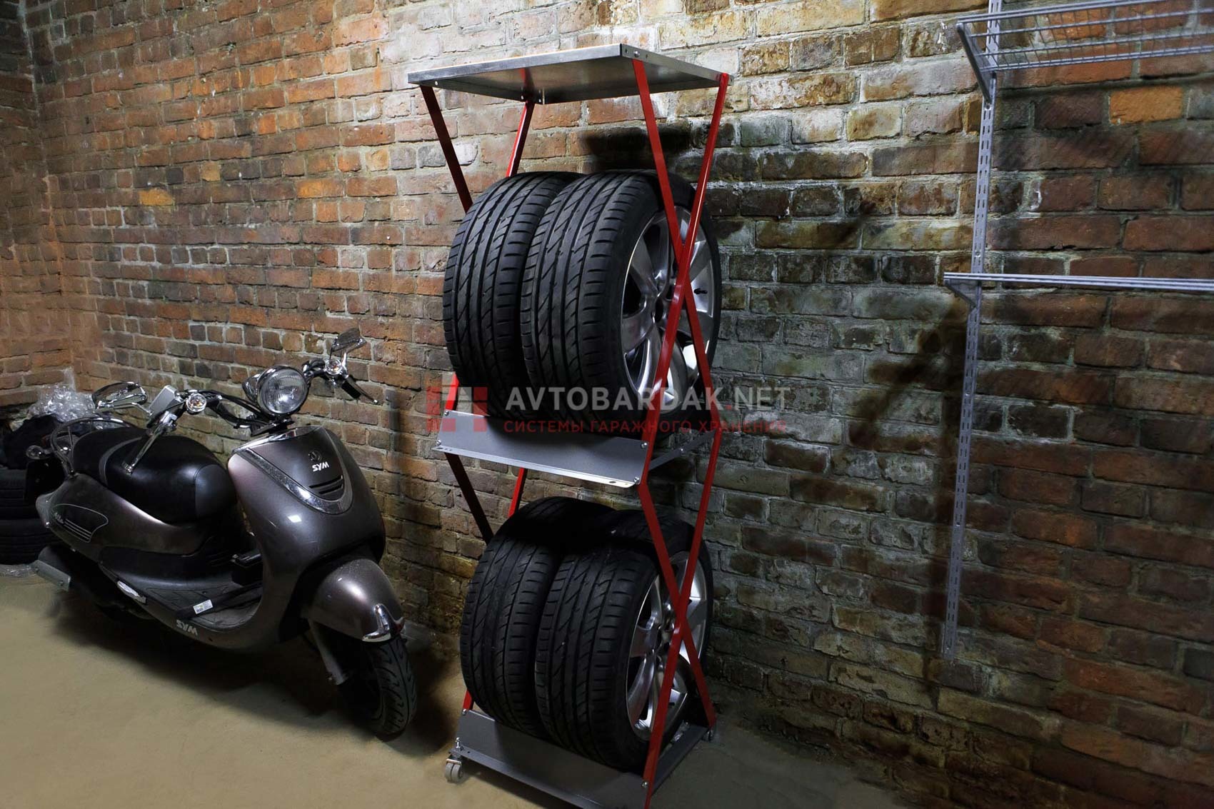 Системы хранения колес в гараже