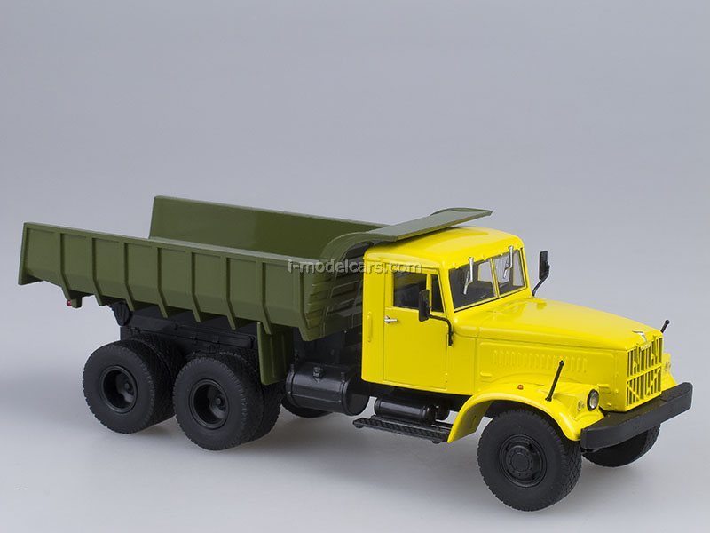 PREMIUM ClassiXXs 1/43 MILITAIRE CAMION 6X6 KRAZ 260 D Transport RUSSE