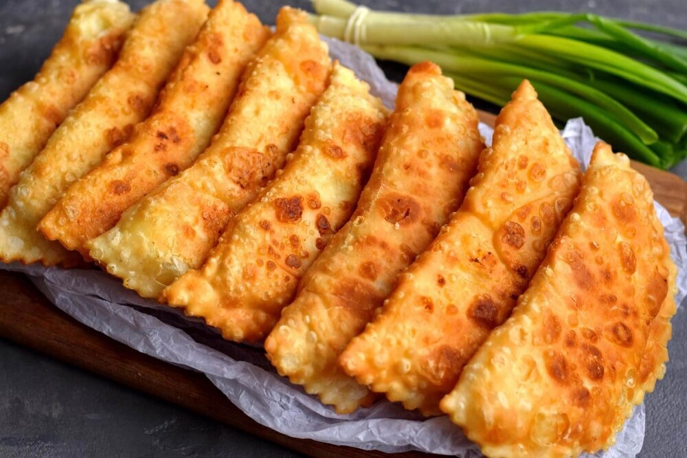 чебуреки с картофелем