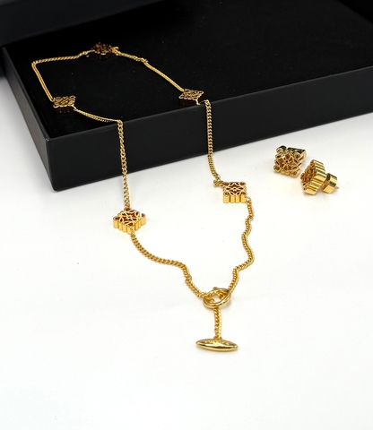 Колье цепочка на замке тогл LOEWE с логотипами