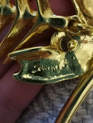 Колье обруч FISH с подвеской скелет рыбы с жемчужиной в стиле Schiaparelli