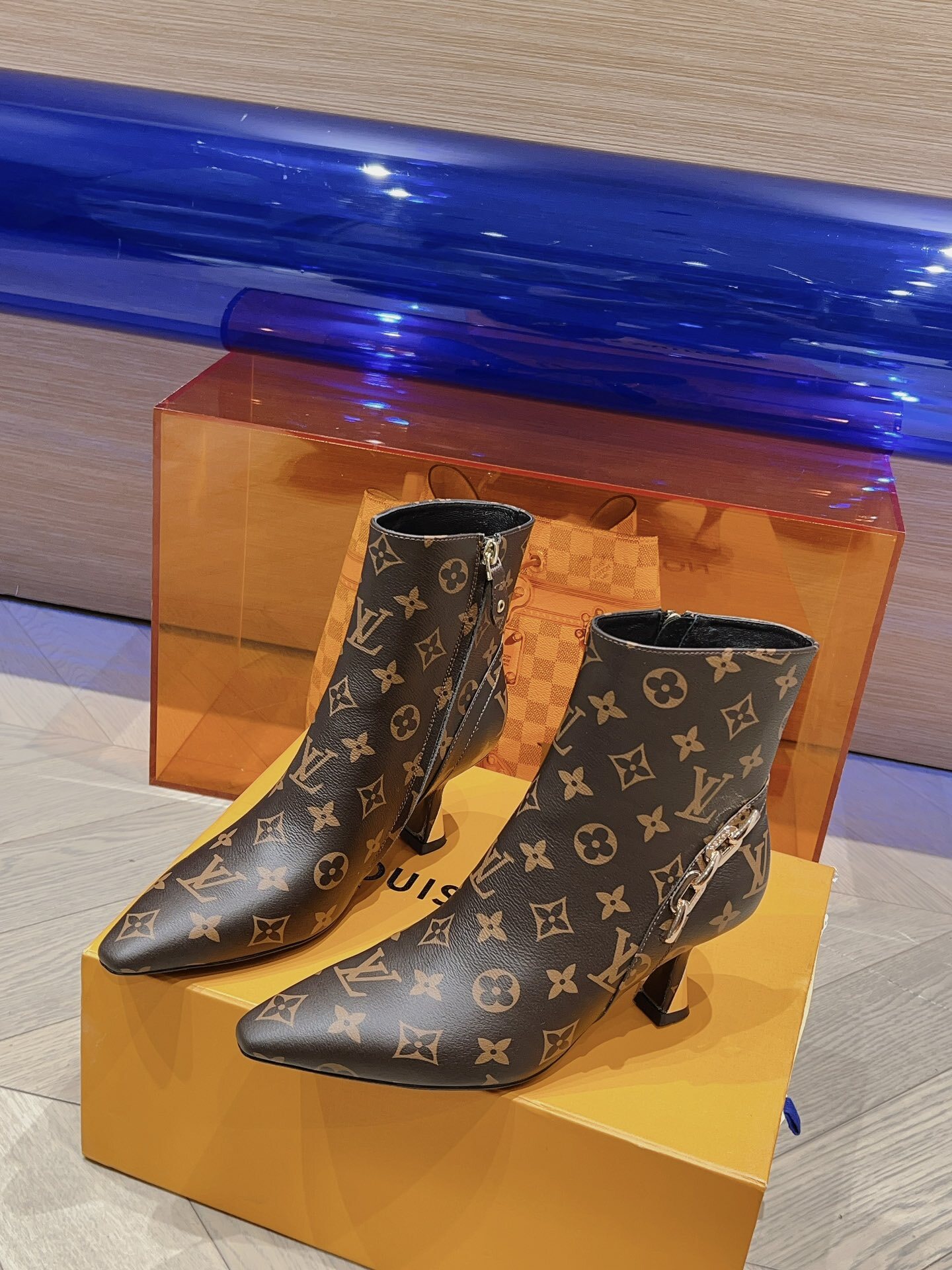 Louis Vuitton Boots Buy replica 155 4 Bag Lovers