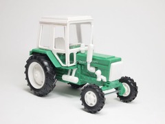 Tractor MTZ-82 Belarus (green white cabin) plastic Agat Mossar Tantal 1:43