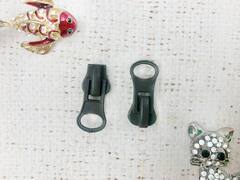 Бегунок трактор, автомат Т5, чёрный