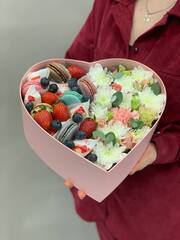 Подарочный набор коробка сердце Весна M