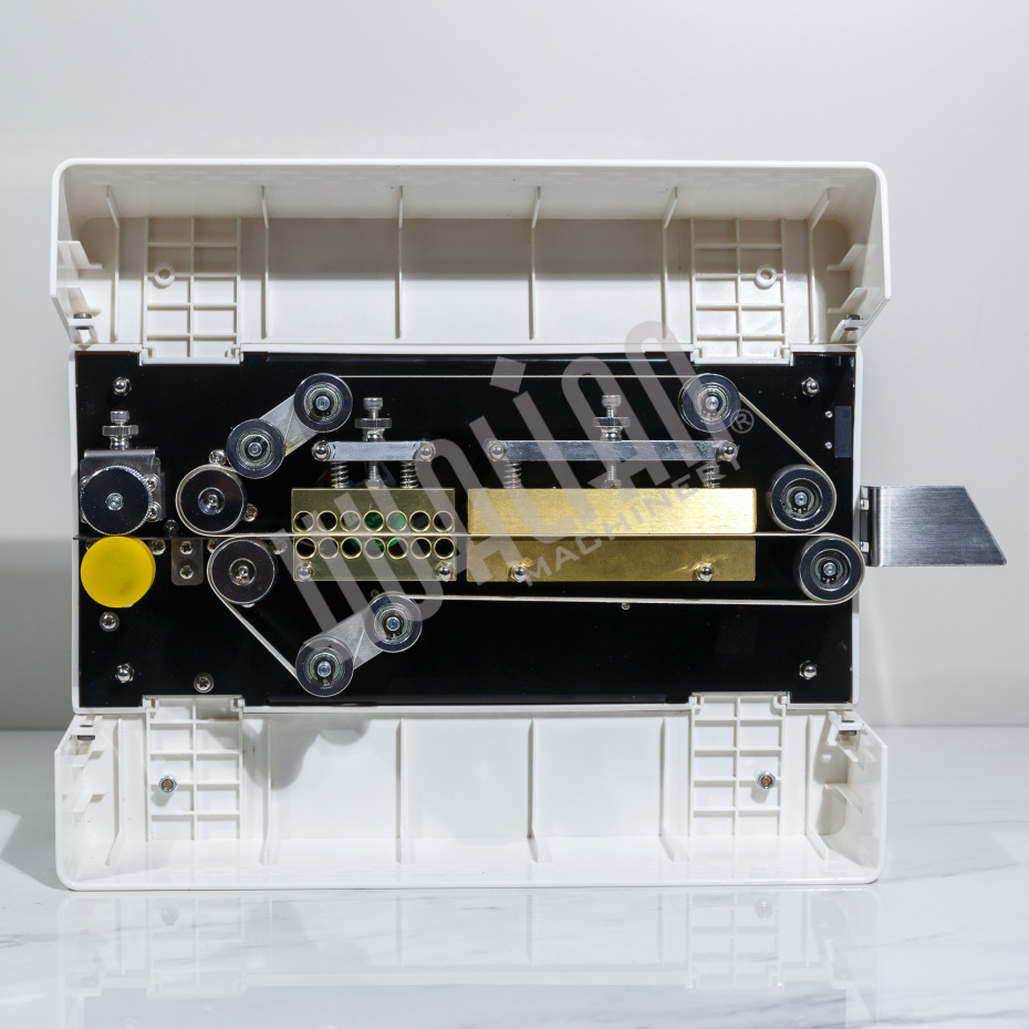 Роликовый мини-запайщик горизонтальный FRB-640
