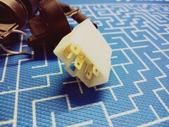 Замок зажигания UNITED PARTS универсальный, с ключом / 5 контактов (90-1042)