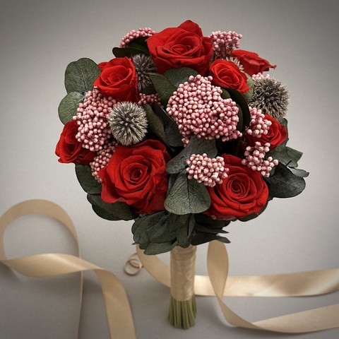 «Love Story» - букет невесты из стабилизированных цветов