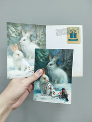 Открытка новогодняя "Белые зайцы"