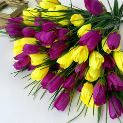 №2 Крокусы-подснежники искусственные, Желто+малиновый ПЫШНЫЙ микс, 35 см, более 90 бутонов в наборе, набор 3+3 букета, всего 6 букетов.