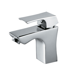 Смеситель для умывальника монолитный LEMARK UNIT – LM4506C