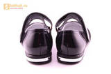 Туфли для девочек из натуральной кожи и велюра на липучке Лель (LEL), цвет черный. Изображение 8 из 17.