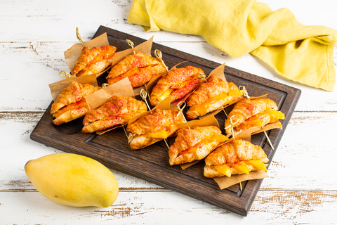 Мини-круассан с манго, 10 шт.