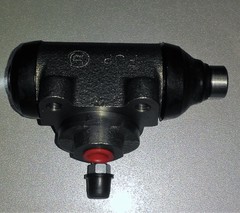 ЦИЛИНДР ТОРМОЗНОЙ ЗАДНИЙ LOGAN, SANDERO BOSCH 8