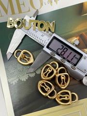 Пуговицы в форме замочка Скиап.