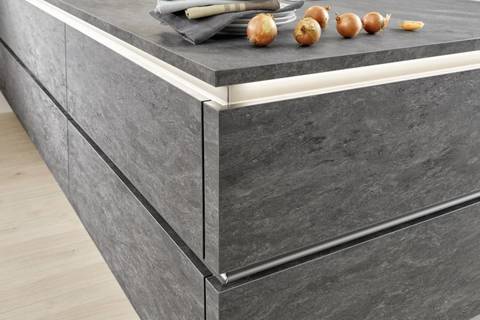 Alvic LUXE (Испания)