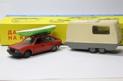 Moskvich-2141 with trailer-home Kompanion 1:43