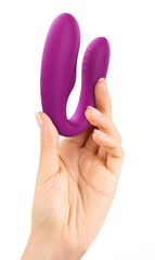 Лиловый вибратор для пар Match Up Couple Vibrator with Remote Control - 