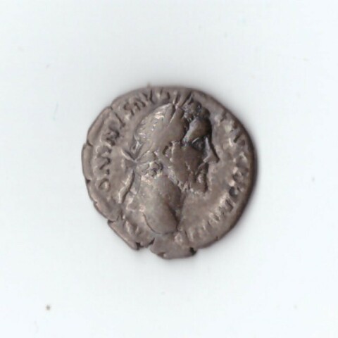 Динарий РИМ серебро (138 - 141 г. н. э.)