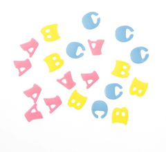 Буквы пластиковые разноцветные, 1,3*1 см, нбор 20 шт.