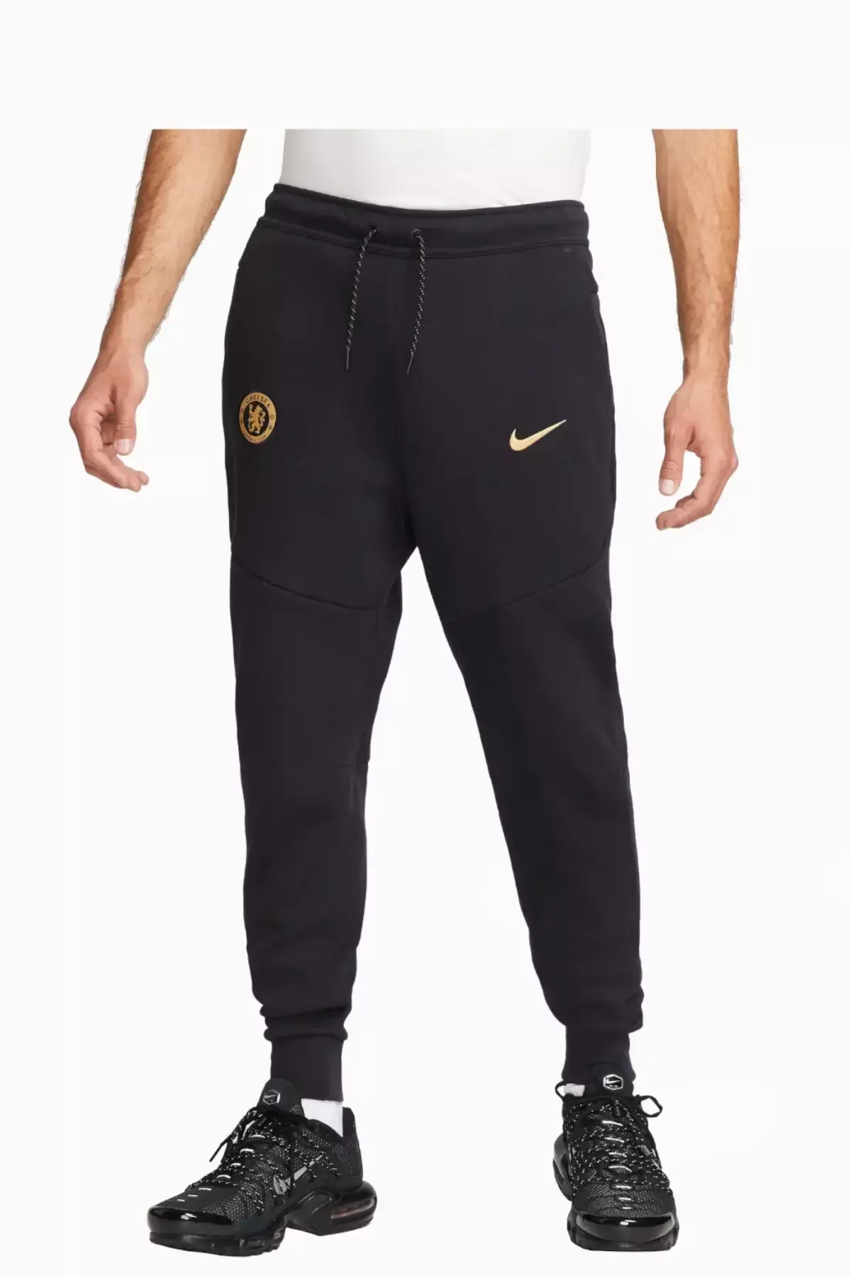 Chelsea nike tech hotsell