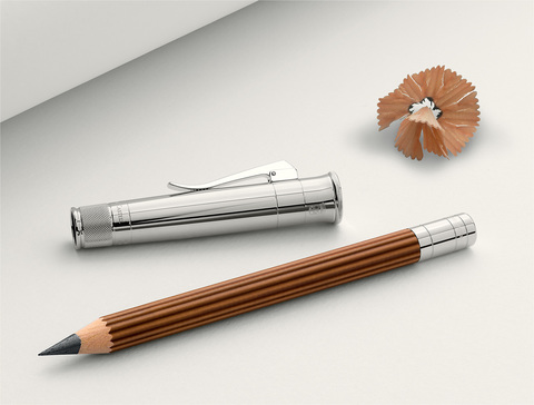 Превосходный карандаш Graf von Faber-Castell Perfect Pencil Magnum Brown