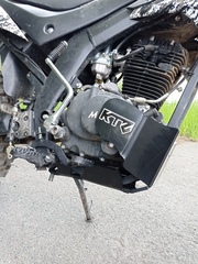 Пластиковая защита KTZ для мотоцикла Minsk X250 (166FMM)